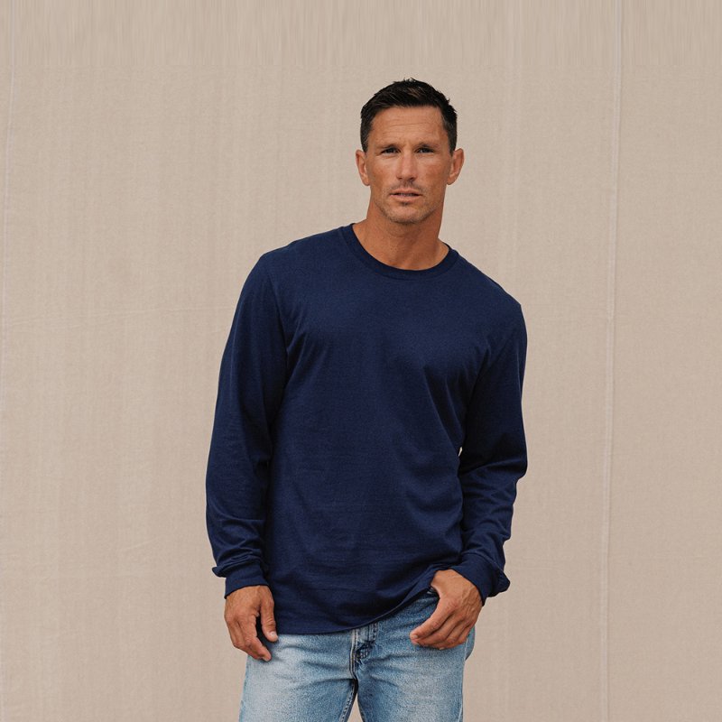 Apex Long Sleeve Crew on model