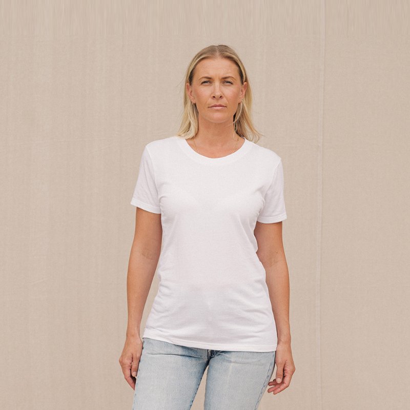 Women's Apex Short Sleeve Crew on model